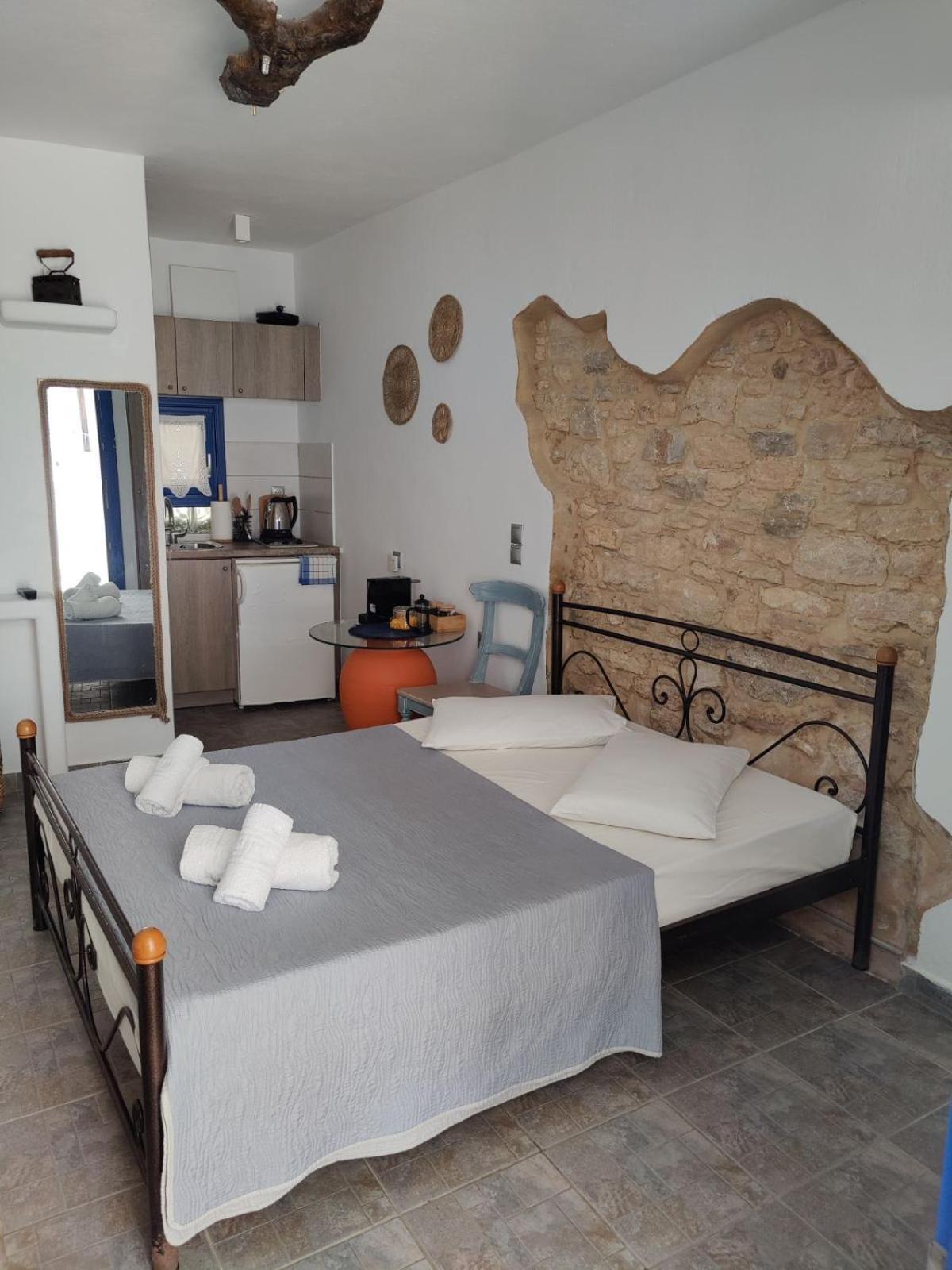 Margarita'S Rooms Folégandros Kültér fotó